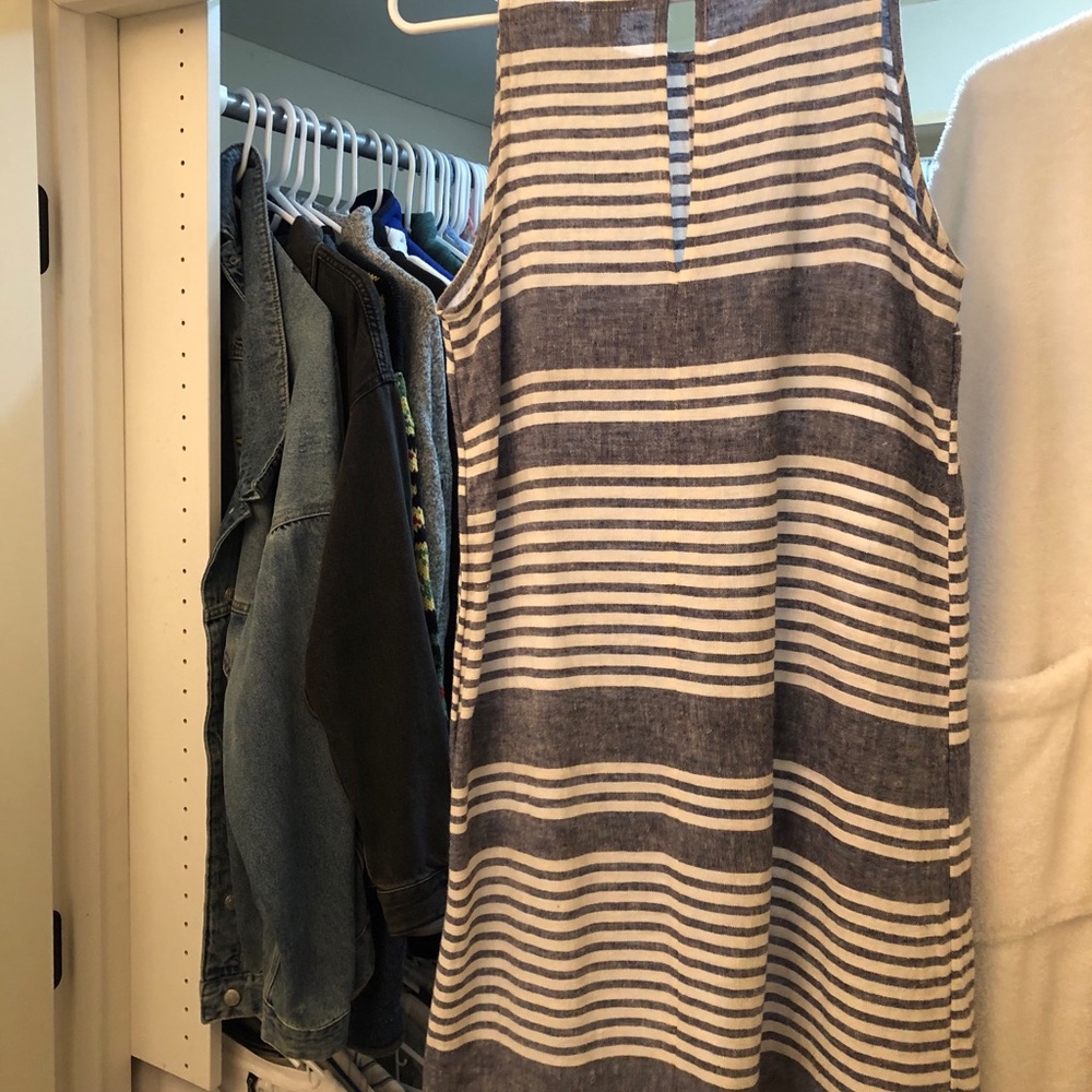 Old Navy white and navy stripe dress